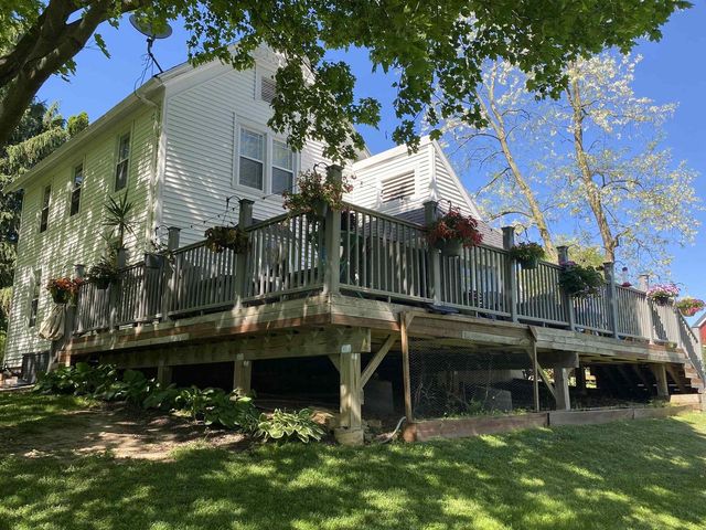 3891 Birch Trail, Cross Plains, WI 53528