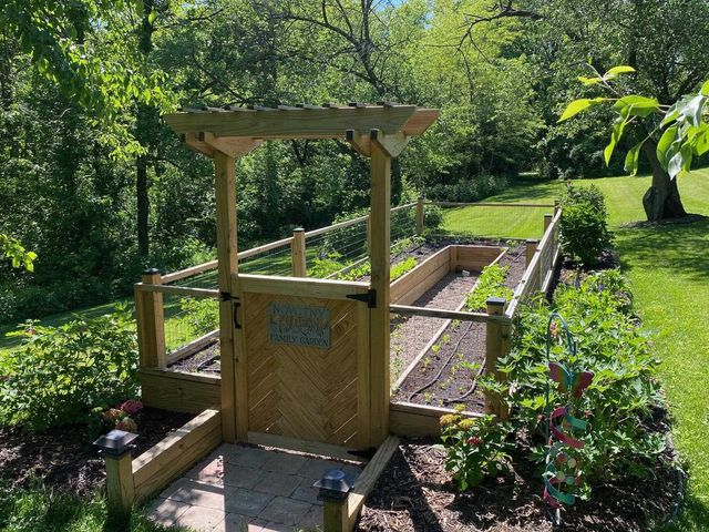 3891 Birch Trail, Cross Plains, WI 53528