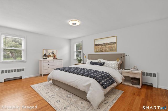 2 Old Field Road, West Hartford, CT 06117