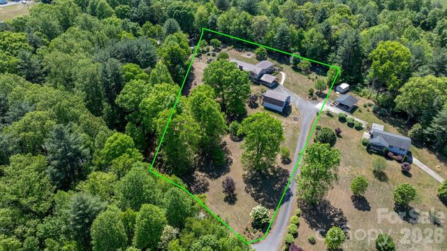 2113 White Pine Drive, Granite Falls, NC 28638