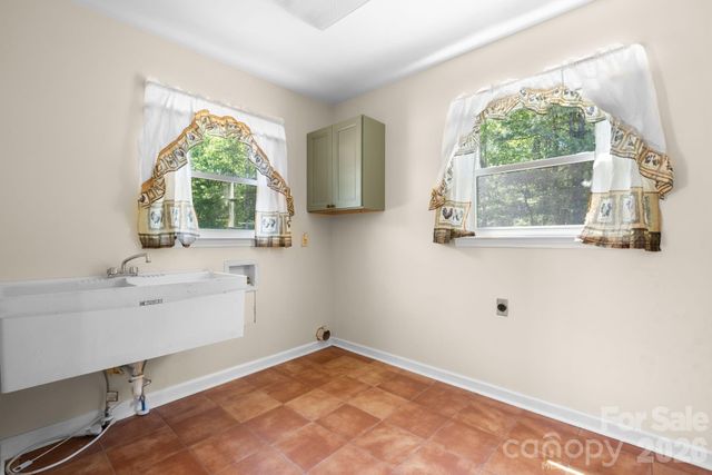 2113 White Pine Drive, Granite Falls, NC 28638