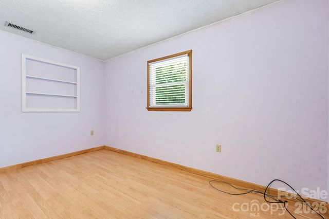 2113 White Pine Drive, Granite Falls, NC 28638