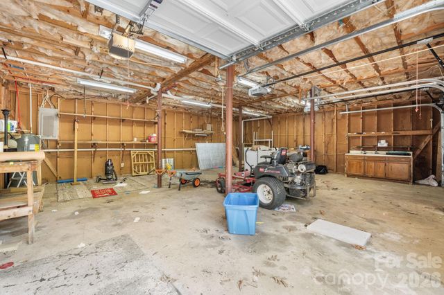 2113 White Pine Drive, Granite Falls, NC 28638