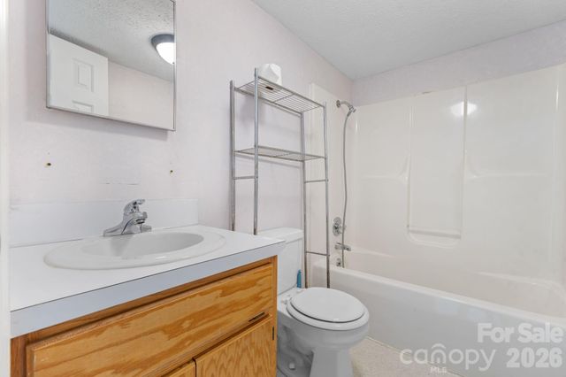 2113 White Pine Drive, Granite Falls, NC 28638