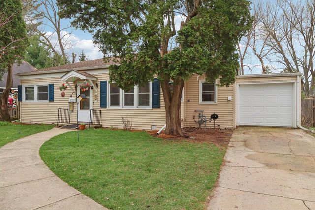 10 S Hillside Terrace, Madison, WI 53705