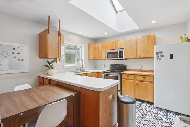 10 S Hillside Terrace, Madison, WI 53705
