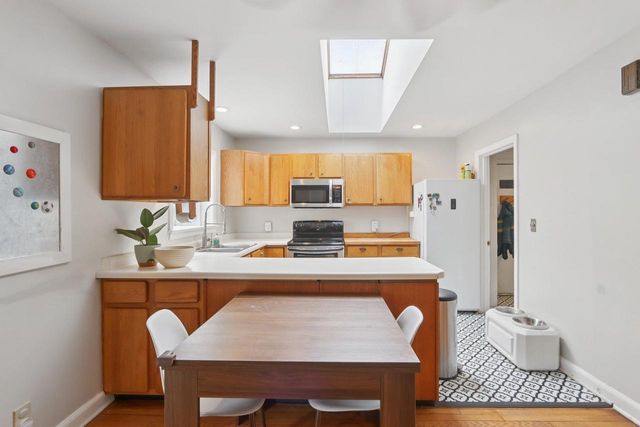 10 S Hillside Terrace, Madison, WI 53705