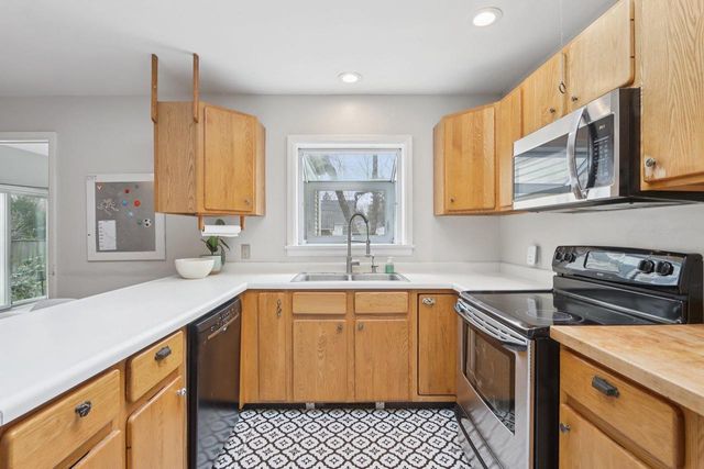 10 S Hillside Terrace, Madison, WI 53705