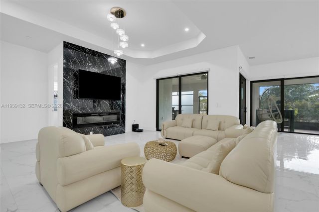 4301 10th ST W, Lehigh Acres, FL 33971