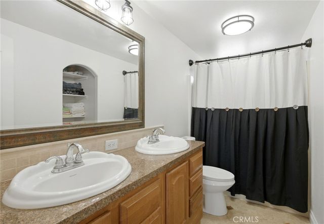 40100 Owl Valley, Temecula, CA 92592
