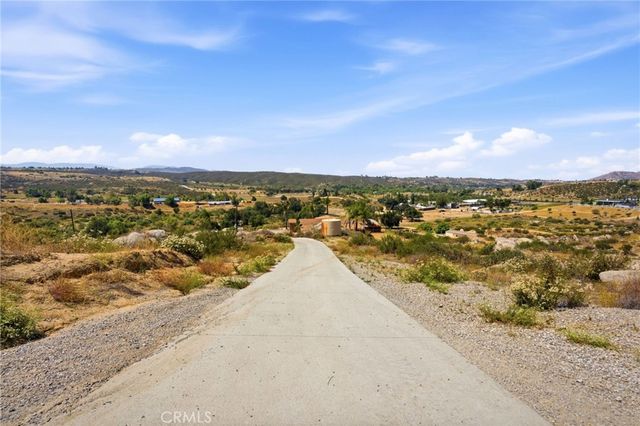 40100 Owl Valley, Temecula, CA 92592