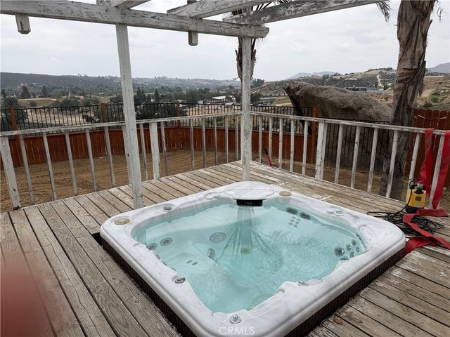 40100 Owl Valley, Temecula, CA 92592