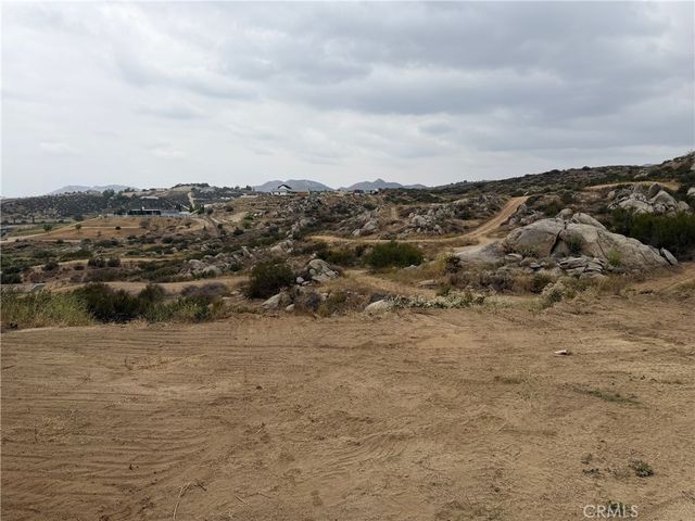 40100 Owl Valley, Temecula, CA 92592