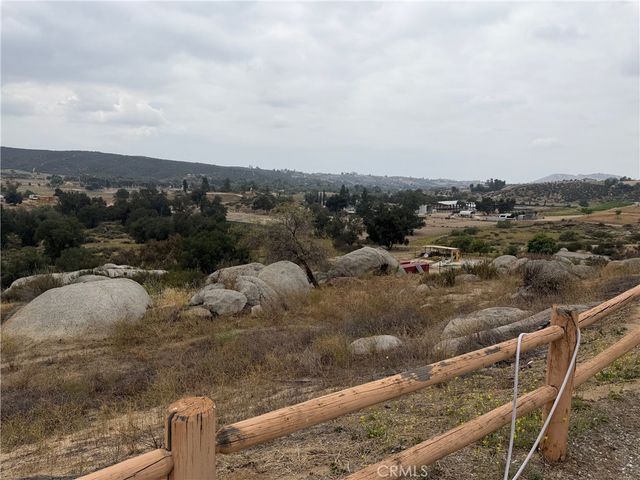 40100 Owl Valley, Temecula, CA 92592