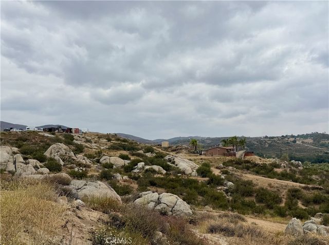 40100 Owl Valley, Temecula, CA 92592