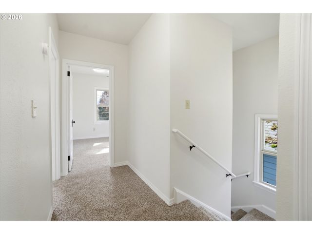 1421 Se PINE St, Portland, OR 97214