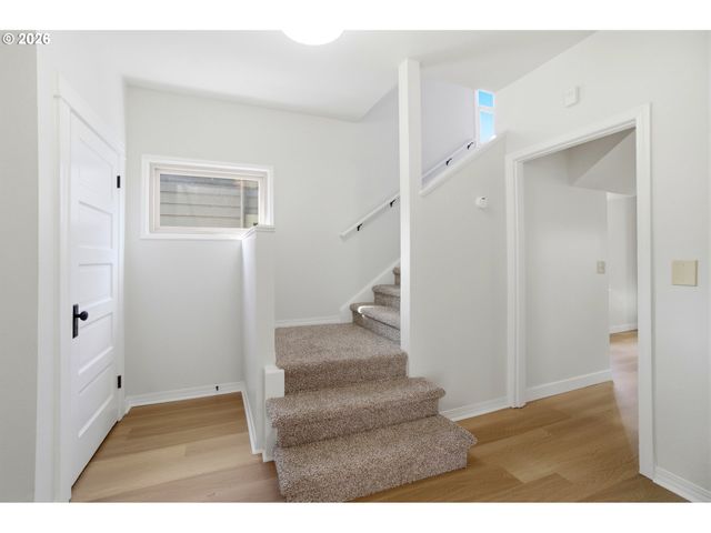 1421 Se PINE St, Portland, OR 97214