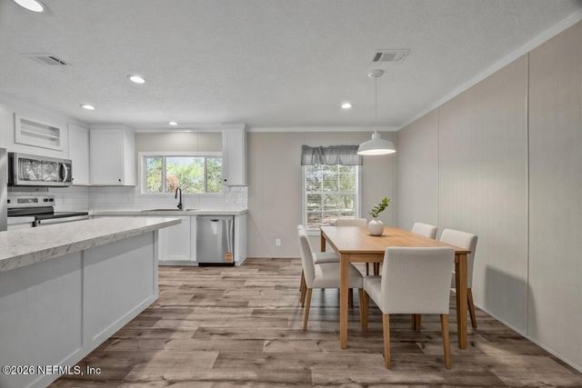 112 HIGHLAND Drive, Hawthorne, FL 32640