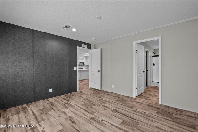 112 HIGHLAND Drive, Hawthorne, FL 32640