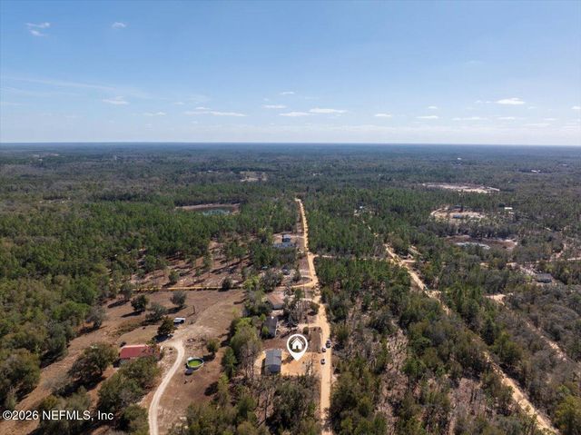 112 HIGHLAND Drive, Hawthorne, FL 32640