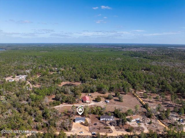 112 HIGHLAND Drive, Hawthorne, FL 32640