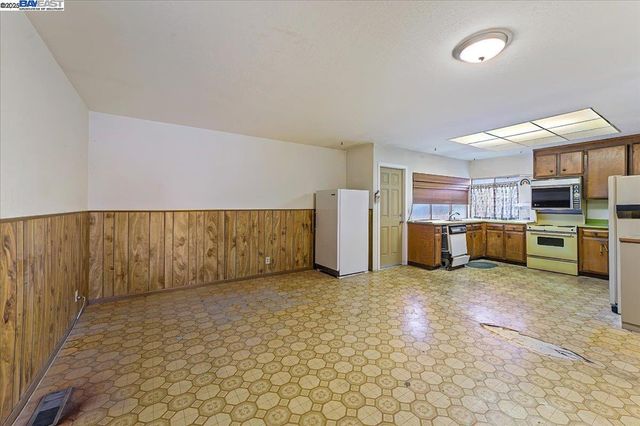 5163 Charlotte Way, Livermore, CA 94550