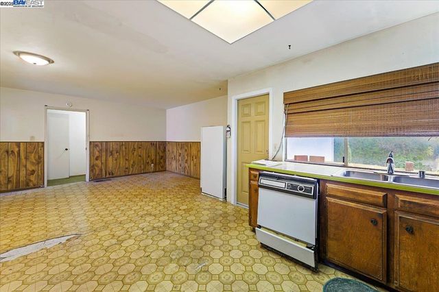 5163 Charlotte Way, Livermore, CA 94550