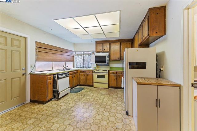 5163 Charlotte Way, Livermore, CA 94550