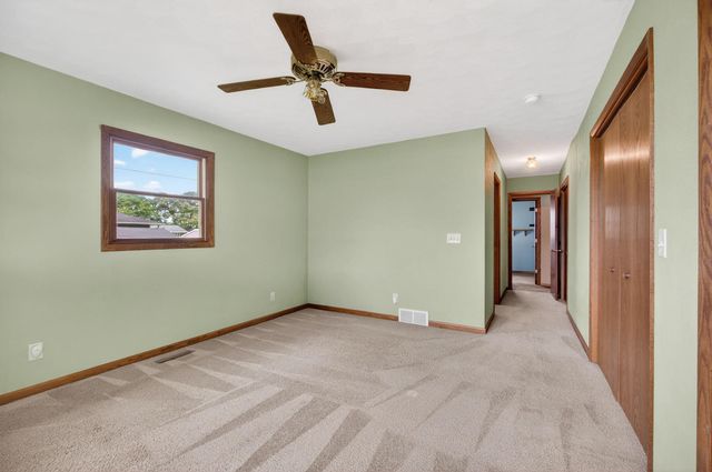 5770 Poppy Garden Road, Colona, IL 61241