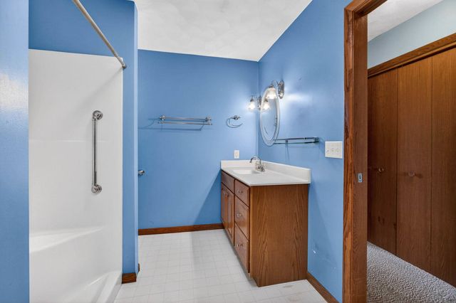 5770 Poppy Garden Road, Colona, IL 61241