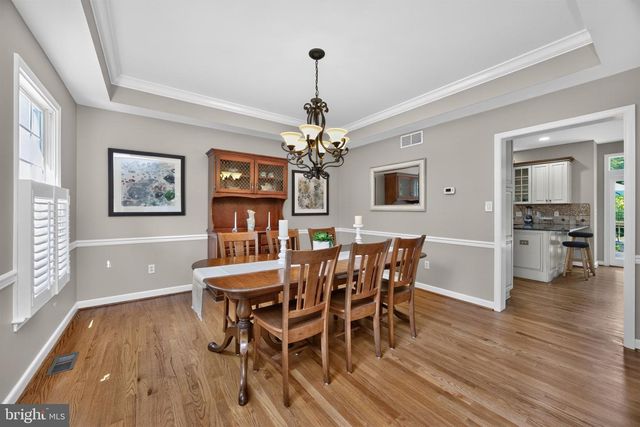 163 HILLCREST AVE, Phoenixville, PA 19460