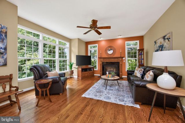 163 HILLCREST AVE, Phoenixville, PA 19460