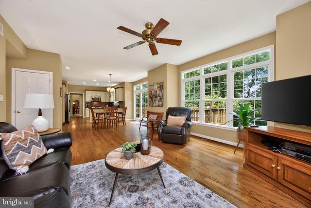 163 HILLCREST AVE, Phoenixville, PA 19460