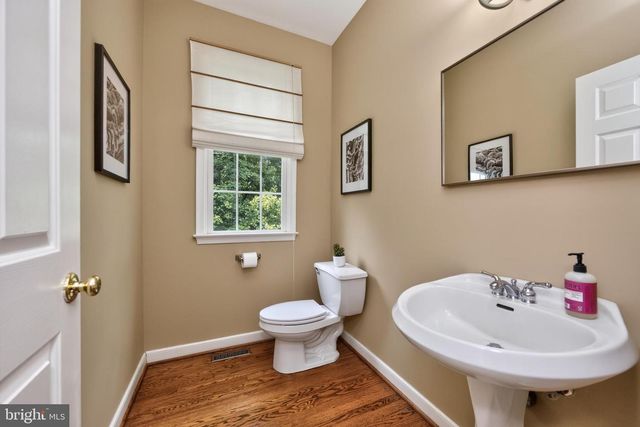 163 HILLCREST AVE, Phoenixville, PA 19460