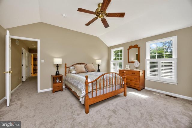 163 HILLCREST AVE, Phoenixville, PA 19460
