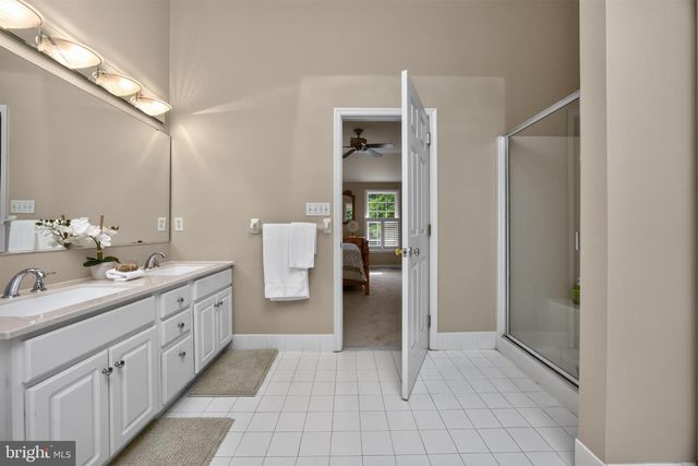 163 HILLCREST AVE, Phoenixville, PA 19460