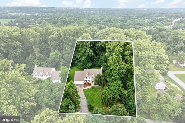 163 HILLCREST AVE, Phoenixville, PA 19460