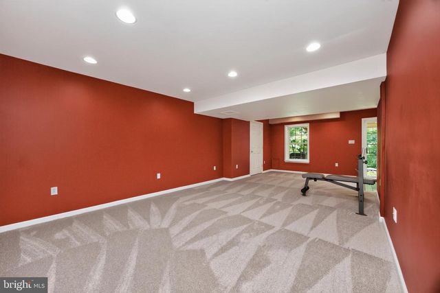 163 HILLCREST AVE, Phoenixville, PA 19460