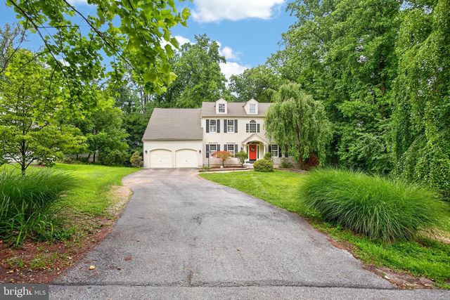 163 HILLCREST AVE, Phoenixville, PA 19460
