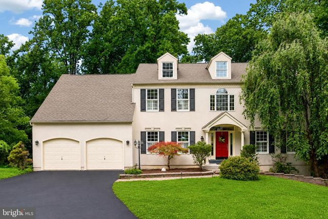163 HILLCREST AVE, Phoenixville, PA 19460