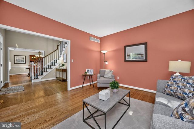 163 HILLCREST AVE, Phoenixville, PA 19460