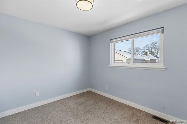 23401 Grove Street, Saint Clair Shores, MI 48080