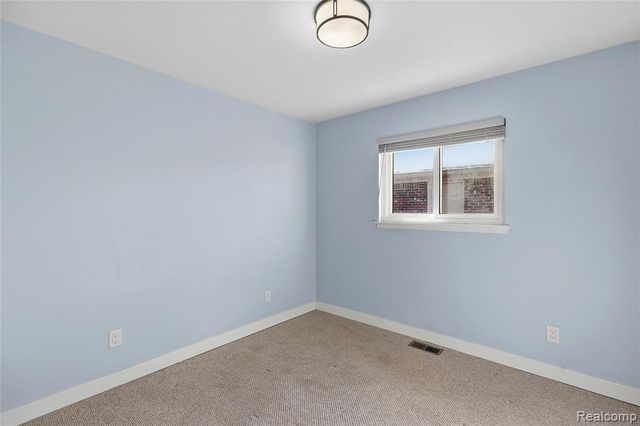 23401 Grove Street, Saint Clair Shores, MI 48080