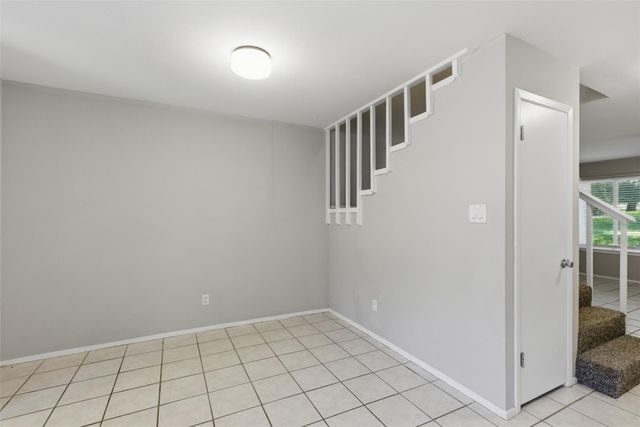 4204 Hudson Bend RD B, Austin, TX 78734