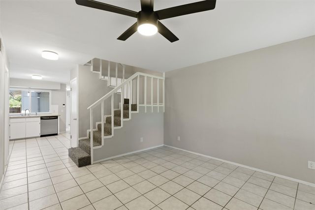 4204 Hudson Bend RD B, Austin, TX 78734