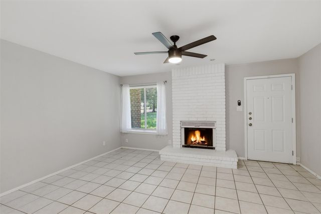 4204 Hudson Bend RD B, Austin, TX 78734