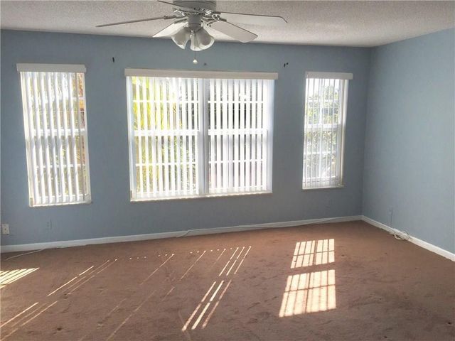 680 Tennis Club Drive 307, Fort Lauderdale, FL 33311