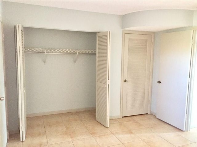 680 Tennis Club Drive 307, Fort Lauderdale, FL 33311