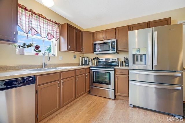 169 Patton Drive, Bethalto, IL 62010