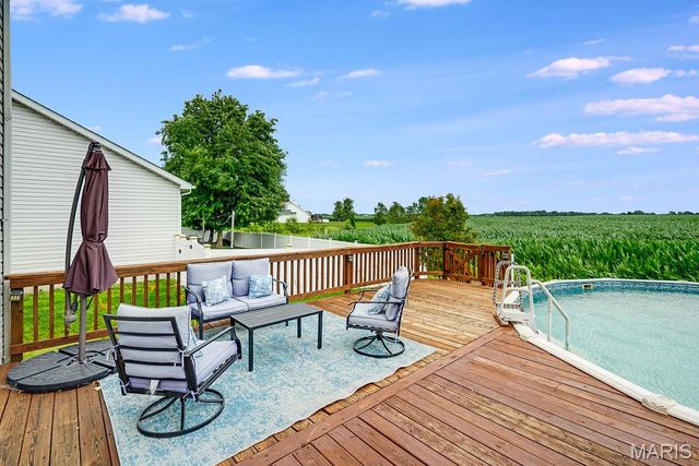 169 Patton Drive, Bethalto, IL 62010